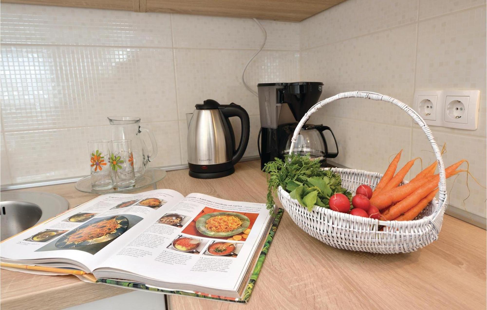 Nice Apartment In Vrsi-Mulo With Wifi Экстерьер фото